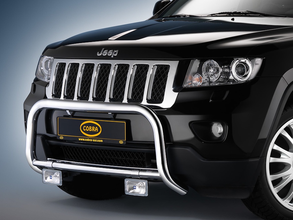 Chrysler Jeep Grand Cherokee Overland & Laredo & Ltd. since 2011: COBRA Front Protection Bar