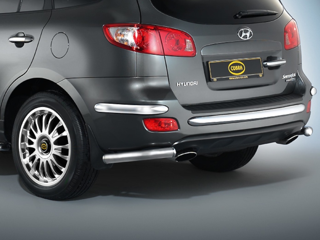 Hyundai Santa Fe 2006–2009: COBRA CityProtection Upper Rear Bumper Corners
