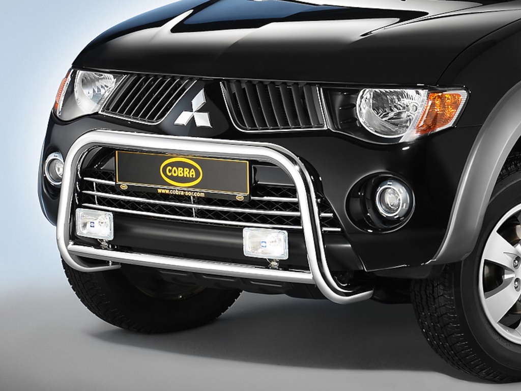 Misubishi L200 (2006-2015): COBRA Front Protection Bar