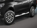 Nissan Navara Bj. 16| Doppelkabine: COBRA Seitenschutzrohre mit Trittstufe - schwarz