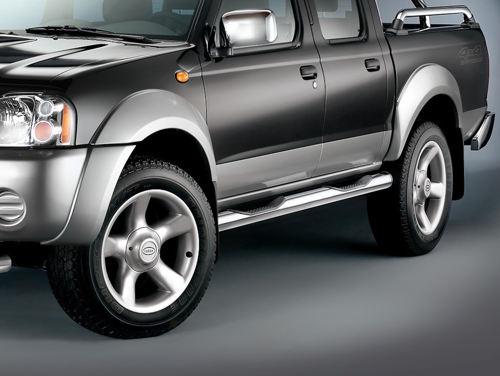 Nissan PickUp since 2005 | Double cab: COBRA Side Protection Bars | with steps