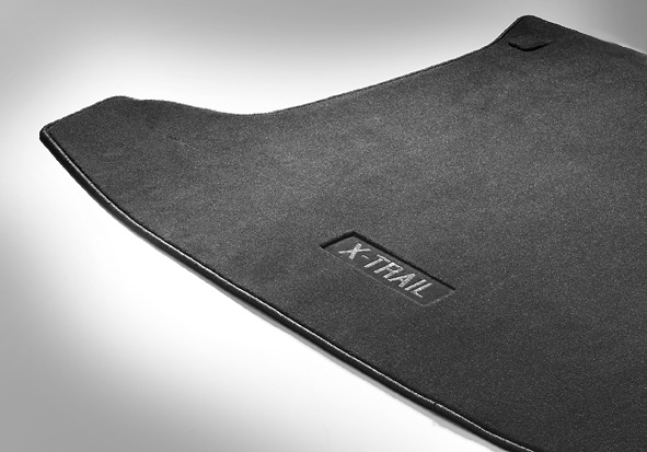 Nissan X-Trail (T30) (2001-2007): Trunk carpet black