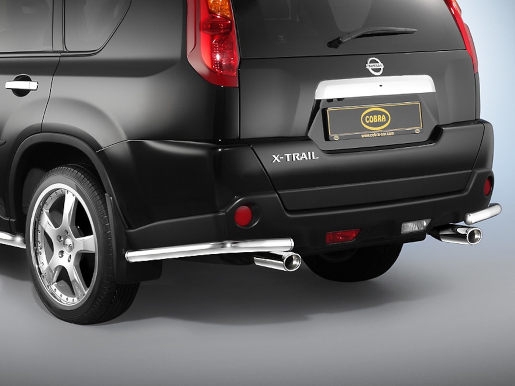 Nissan X-Trail (T31) Bj. 07-14: COBRA Ecken-Chrom-Heckschutzbügel