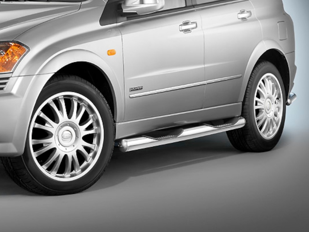 Ssangyong Kyron ab Bj. 2005 & Actyon Bj. 06-12: COBRA Chrom-Seitenschutzrohre mit Trittstufen