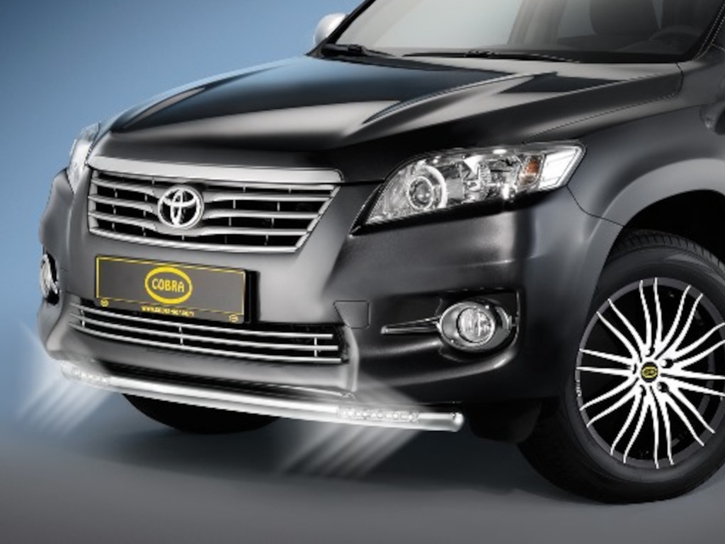 Toyota RAV4 Bj. 10-12: COBRA Stoßstangengrill