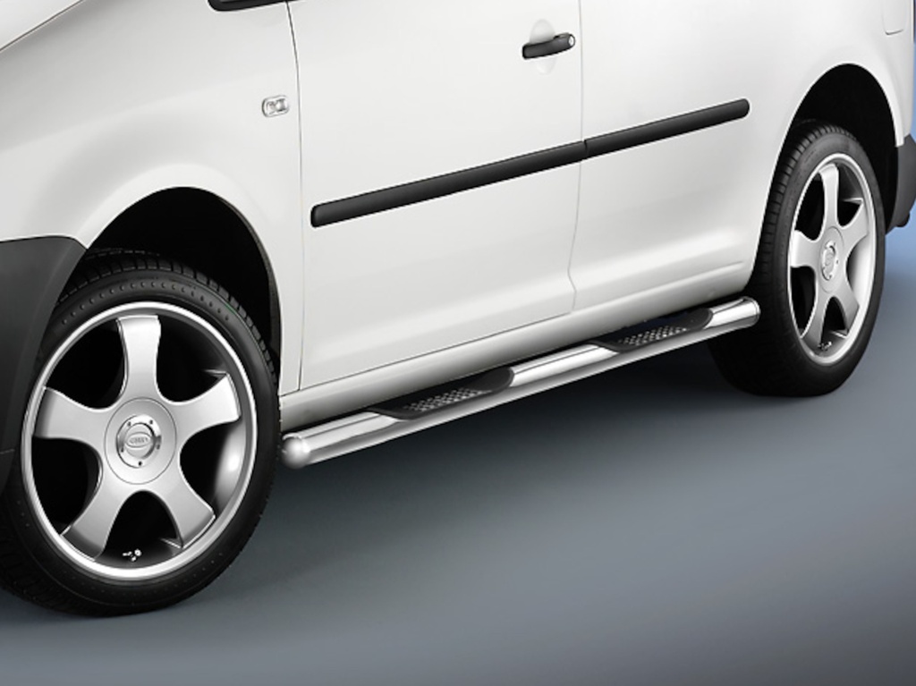 VW Caddy Maxi 2004–2020 | Long Wheelbase: COBRA Brushed Side Protection Bars with Steps