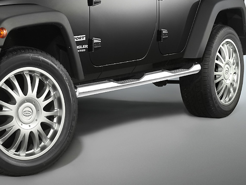 [CHR1173] Jeep Wrangler 2007–2018, SWB: COBRA Chrome Side Protection Bars with Steps