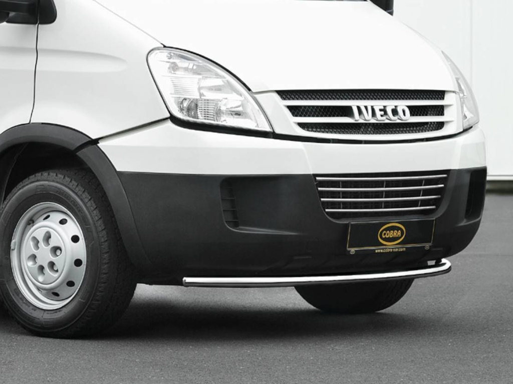 [IV1013] Iveco Daily Bj. 06-10: COBRA Stoßstangengrill