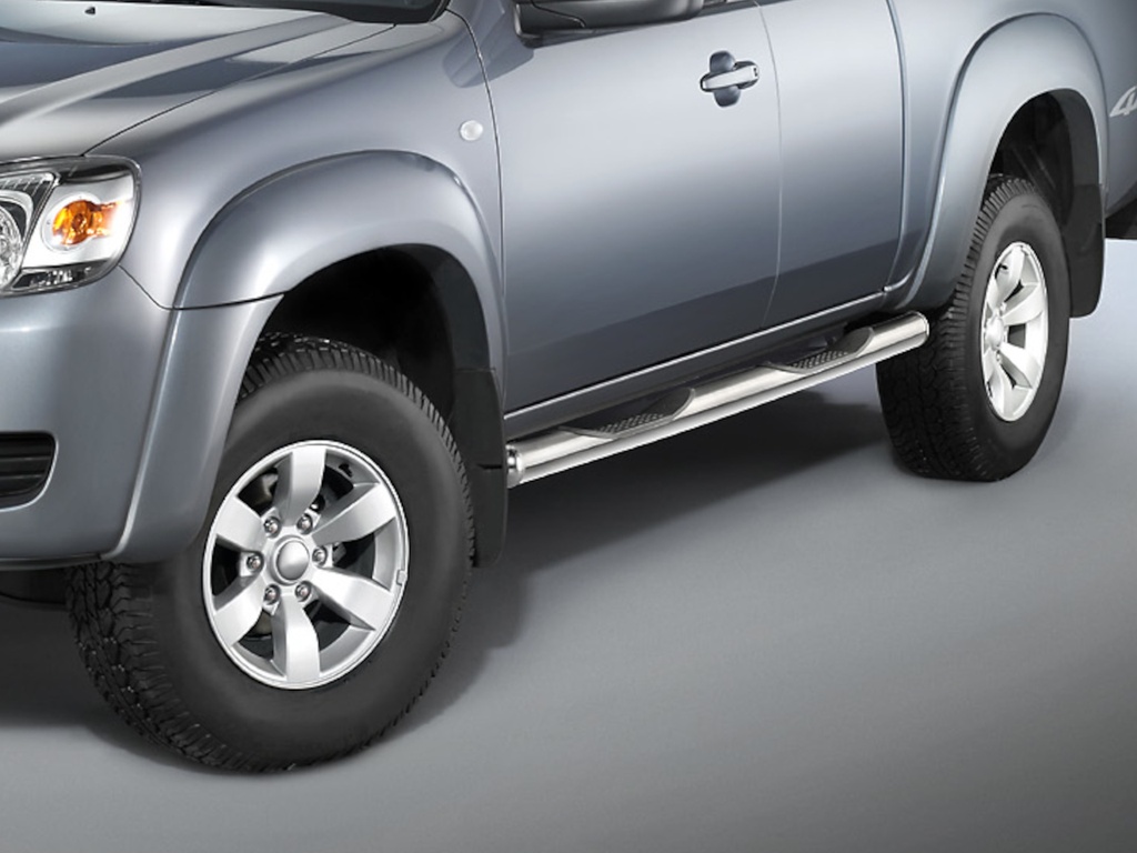 [MAZ1057] Mazda BT-50 2007–2012: COBRA Chrome Side Protection Bars with Steps