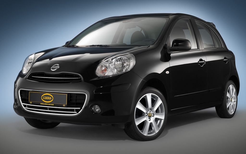 [NIS2761] Nissan Micra K13 Bj. 2010: COBRA Stoßstangengrill