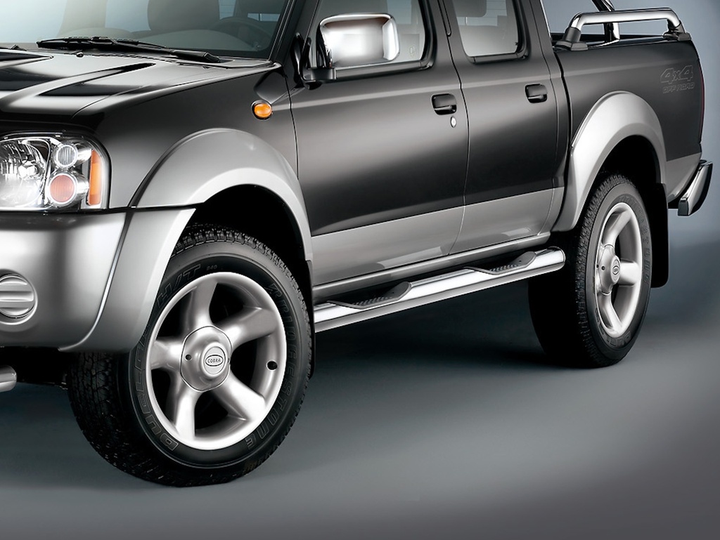[NIS1493] Nissan PickUp D22 / NP300 from 2002 | King Cab & Single Cab: COBRA Chrome Side Protection Bars with Steps