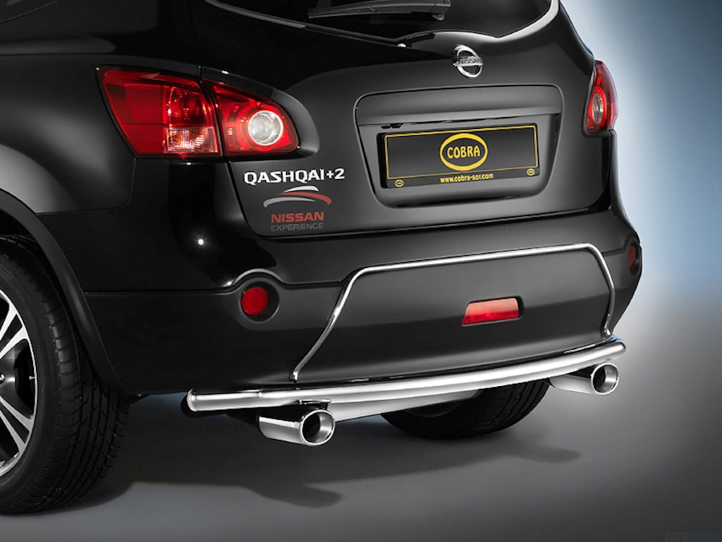 [NIS1319] Nissan Qashqai+2 from 2008: COBRA Chrome Rear Bar