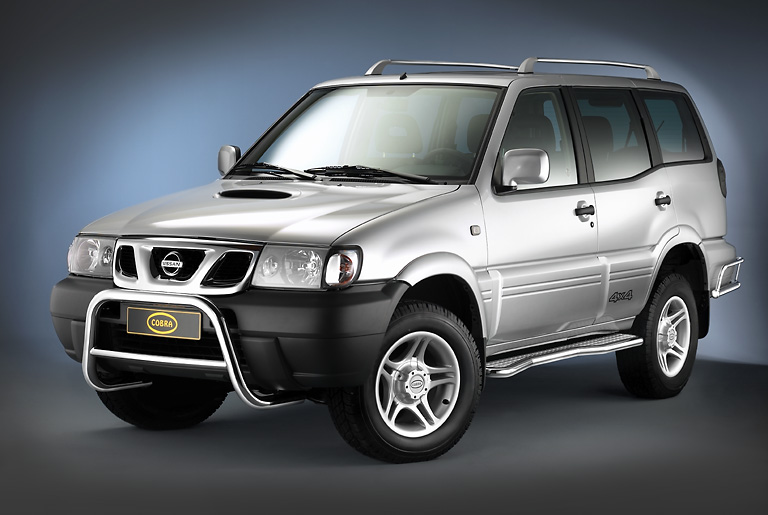 [S09711ES] Nissan Terrano II from 1999 | Long Wheelbase: COBRA Chrome Running Boards